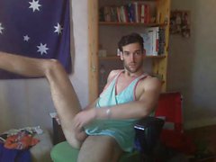 Aussie Hunk Wanks on Cam