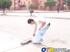 Cute latin skater twink Juan Carlos enjoys wanking his dick