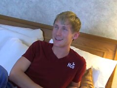 Cute twink Hayden Chandler masturbates and anal plays solo