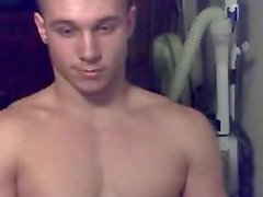 a cute str8 guy with big dick on cam./