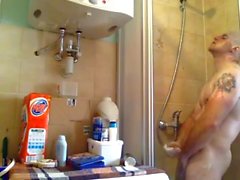 Str8 men in the bathroom jerk his dick