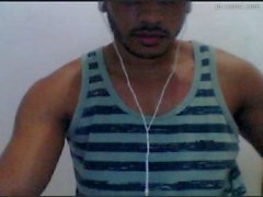 Gostoso se exibindo no Cam4. N&atilde_o mostra pica