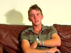 Blond British amateur Matt H cums after jerking off solo