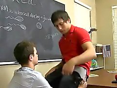 Tv gay boys porno Timo Garrett gives his teacher Julian Smil