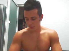 chico en webcam 24