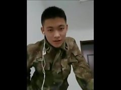 19y Chinese soldier in the barracks office masturbation