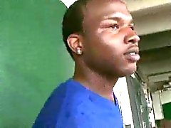 White stud gets blowjob from a black thug