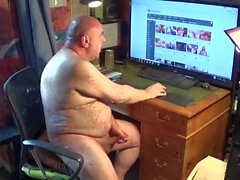 Wanking watching Xhamster