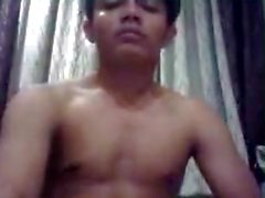 Cute Muscled Malay Guy Jerkoff